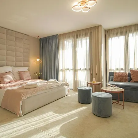 Boutique 4*